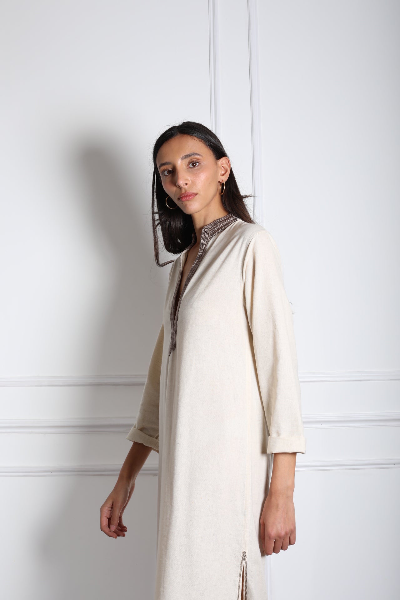 beige